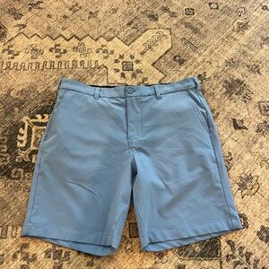 Mizzen+Main men’s Helmsman performance short size 32 waist